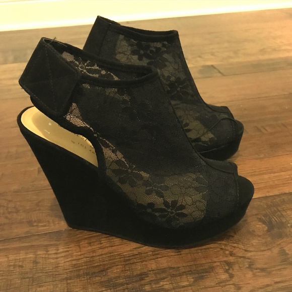 black lace wedge shoes